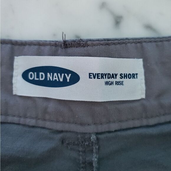 Old Navy Gray High Rise Everyday Shorts - Picture 6 of 7